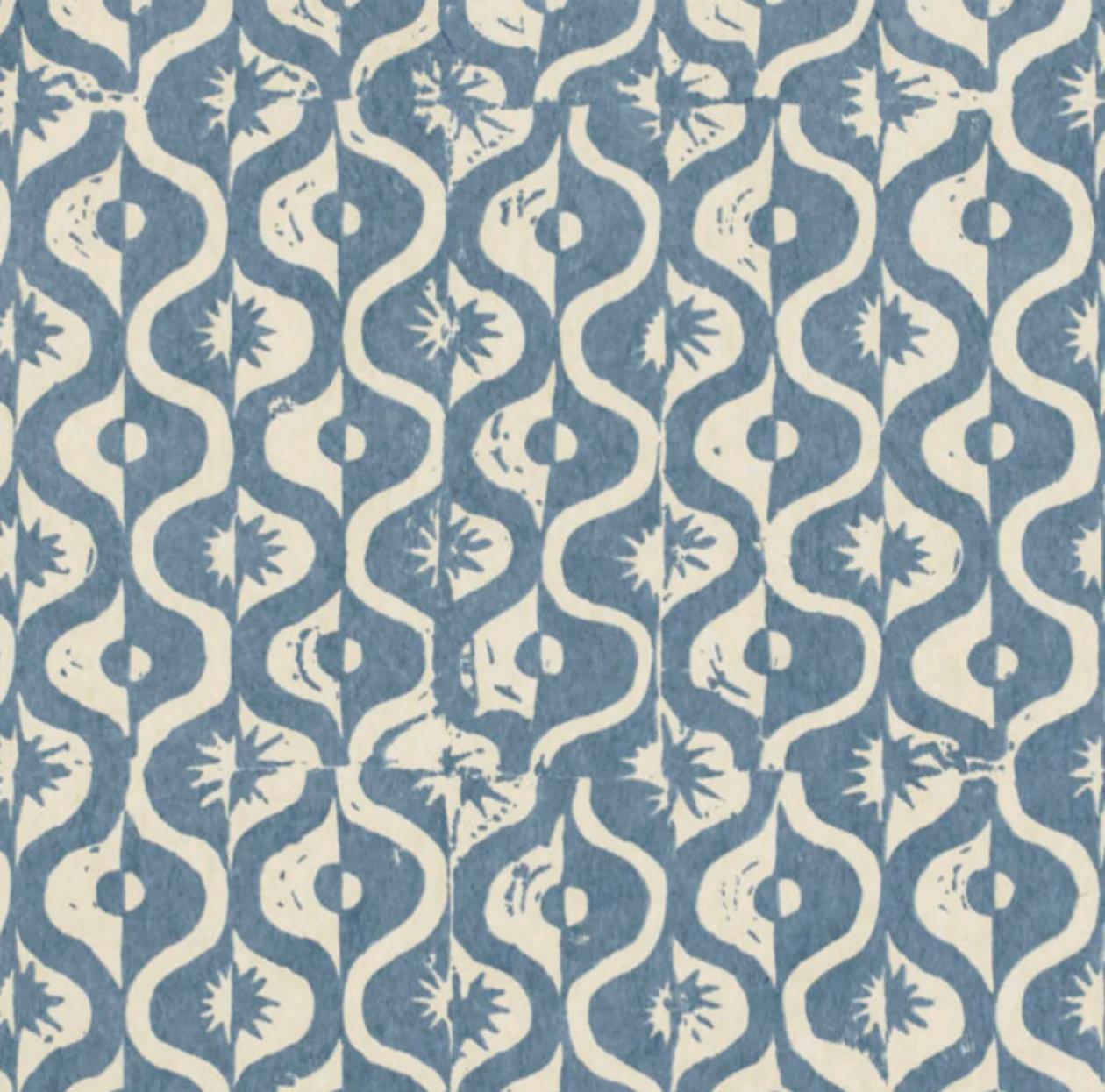 SMALL MEDALLION WALLPAPER