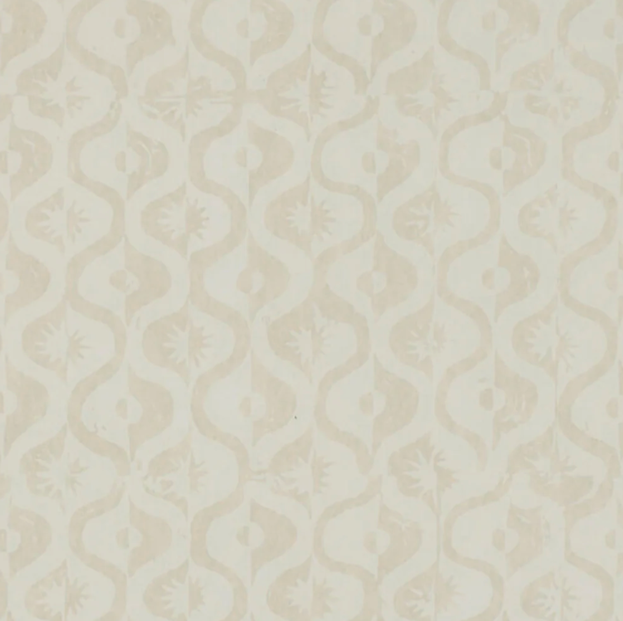 SMALL MEDALLION WALLPAPER